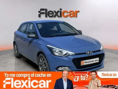 Usado Hyundai i20 100 CV (73 kW) 2018 Azul Utilitario