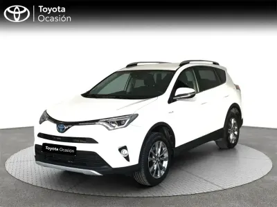 Usado Toyota RAV4 Hybrid Advance 197 CV (144 kW) 2016 Blanco SUV