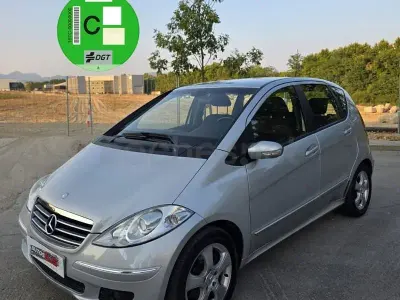 Usado Mercedes A150 Avantgarde 95 CV (69 kW) 2006 Gris / plata Monovolumen