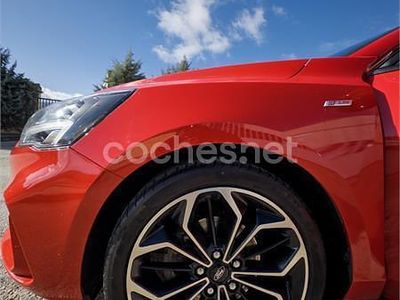 Usado Ford Focus ST-Line 125 CV (91 kW) 2019 Rojo Berlina
