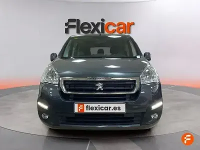 Usado Peugeot Partner Tepee Active 110 CV (80 kW) 2016 Gris Monovolumen