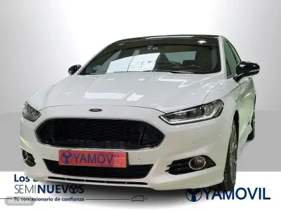 Usado Ford Mondeo ST-Line 150 CV (110 kW) 2018 Blanco Berlina