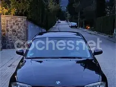 Usado BMW 118 143 CV (105 kW) 2007 Negro Utilitario