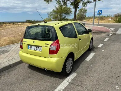 Usado Citroën C2 70 CV (51 kW) 2008 Amarillo Utilitario