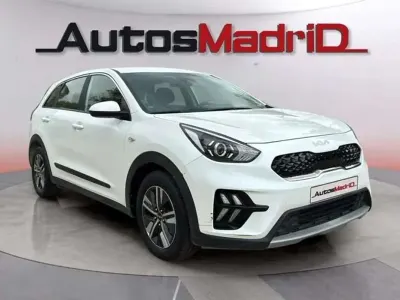 Käytetty Kia Niro 143 HP (105 kW) 2022 Valkoinen Katumaasturi