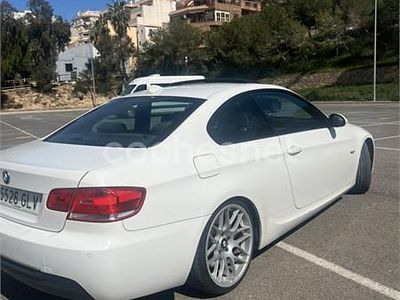 Usado BMW 330 231 CV (169 kW) 2009 Blanco Coupe