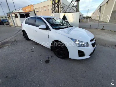 Usado Chevrolet Cruze LT 163 CV (119 kW) 2013 Blanco Berlina