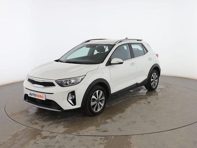 Usado Kia Stonic 84 CV (61 kW) 2021 Blanco SUV