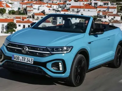 Usado VW T-Roc Cabriolet Style 110 CV (80 kW) 2022 Rojo Descapotable