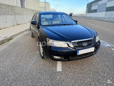 Usado Hyundai Sonata Style 161 CV (118 kW) 2006 Azul Berlina