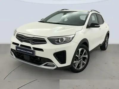 Usado Kia Stonic GT-Line 100 HP (73 kW) 2022 Branco SUV