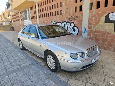 Usado Rover 75 116 CV (85 kW) 2000 Gris / plata Berlina