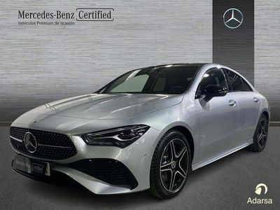 Usado Mercedes CLA200 163 CV (119 kW) 2025 Gris / plata Berlina