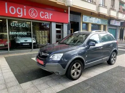 Usado Opel Antara Cosmo 150 CV (110 kW) 2009 Gris / plata SUV