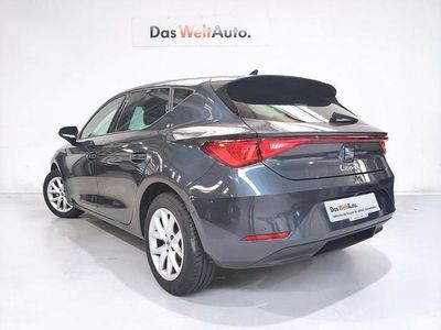 Usado Seat Leon Style 110 CV (80 kW) 2024 Gris