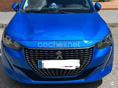 Używany Peugeot 208 Allure 100 KM (73 kW) 2020 Niebieski Hatchback