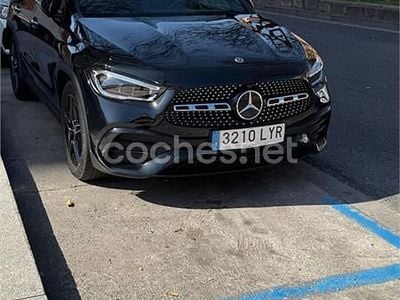 Begagnad Mercedes GLA200 150 HK (110 kW) 2022 Svart SUV