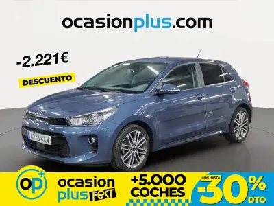 Usado Kia Rio 100 HP (73 kW) 2018 Azul