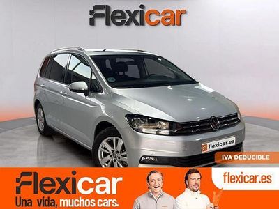Usado VW Touran Advance 122 CV (89 kW) 2023 Gris Monovolumen