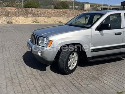 Usado Jeep Grand Cherokee Laredo 218 CV (160 kW) 2006 Gris / plata SUV