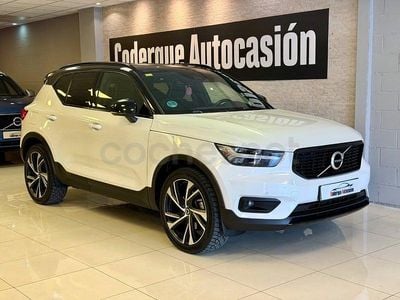 Begagnad Volvo XC40 R-Design 190 HK (139 kW) 2018 Vit SUV