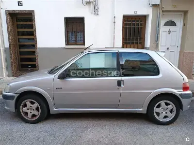 Usado Peugeot 106 Sport 75 CV (55 kW) 1999 Gris / plata Utilitario