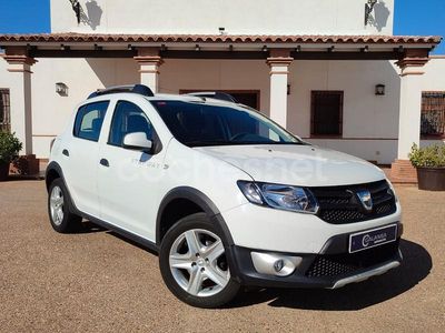 Blanco Usado 2015 Dacia Sandero Stepway Berlina | 7800 € (Precio justo)