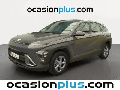 Usado Hyundai Kona 101 CV (74 kW) 2025 Gris SUV