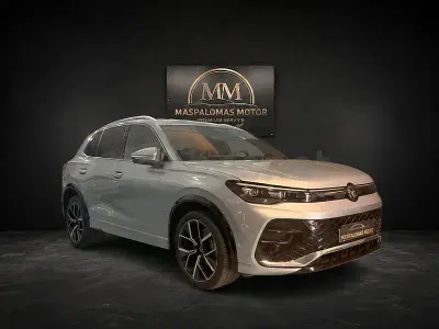 Usado VW Tiguan R-line 204 CV (150 kW) 2025 Gris / plata SUV