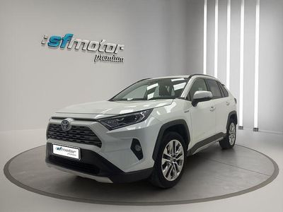 Usado Toyota RAV4 Hybrid Luxury 219 CV (161 kW) 2021 Blanco SUV
