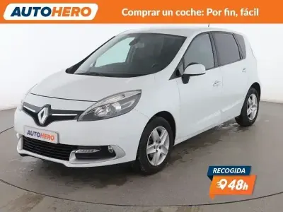 Usado Renault Scenic E-Tech 115 CV (84 kW) 2015 Blanco Monovolumen