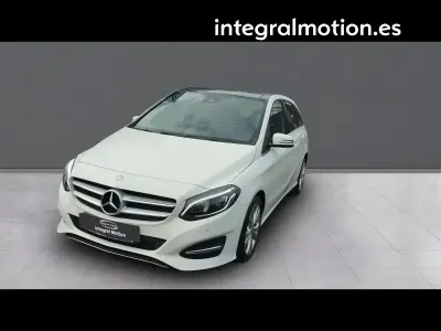 Occasion Mercedes B200 Urban 136 PK (100 kW) 2017 Wit MPV