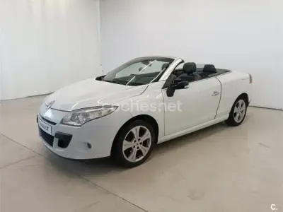 Usado Renault Mégane Cabriolet Dynamique 130 CV (95 kW) 2011 Blanco Descapotable