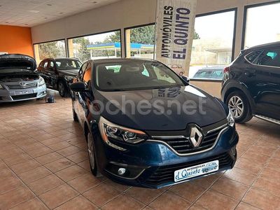 Usado Renault Mégane IV Intens 116 CV (85 kW) 2020 Azul Berlina