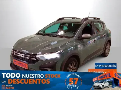 Usado Dacia Sandero Expression 101 CV (74 kW) 2023 Verde Berlina