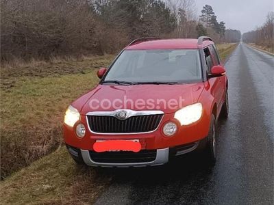 Usado Skoda Yeti Experience 140 CV (102 kW) 2009 Rojo SUV