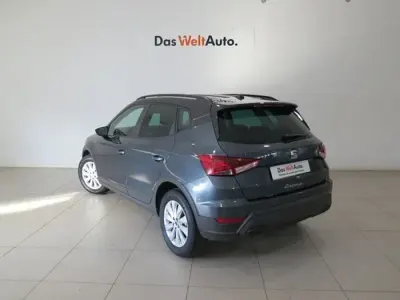 Usado Seat Arona Style 115 CV (84 kW) 2025 Gris SUV