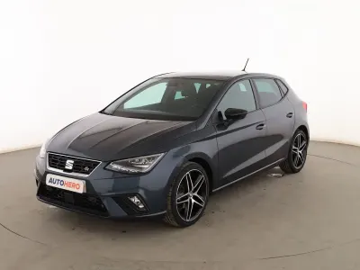 Usado Seat Ibiza FR 116 CV (85 kW) 2020 Gris Utilitario