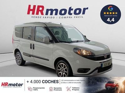 Usado Fiat Doblò Trekking 120 CV (88 kW) 2022 Blanco Monovolumen