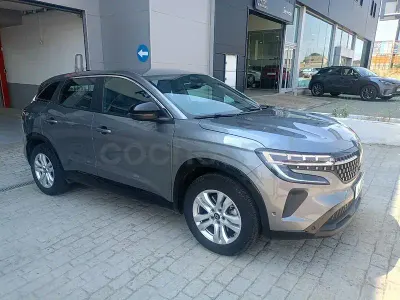 Usado Renault Austral Evolution 200 CV (147 kW) 2025 Gris / plata SUV