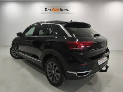 Usado VW T-Roc Sportline 150 CV (110 kW) 2020 Negro SUV