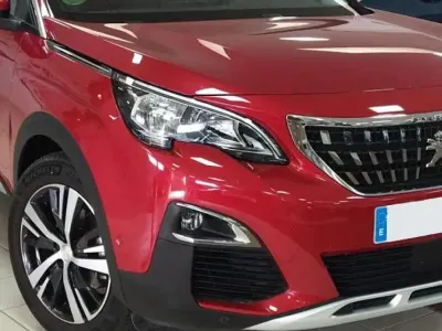 Usado Peugeot 3008 Allure 131 HP (96 kW) 2020 Vermelho SUV
