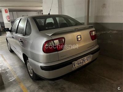 Usado Seat Cordoba Stella 60 CV (44 kW) 2000 Blanco Berlina