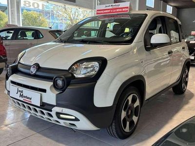 Blanco Usado 2023 Fiat Panda Cross Cross Utilitario | 12.790 € (Un poco caro)