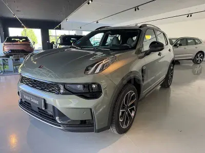 Usado Lynk & Co 01