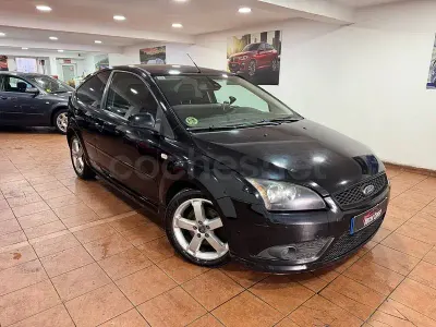 Usado Ford Focus Sport 115 HP (84 kW) 2007 Preto Sedan