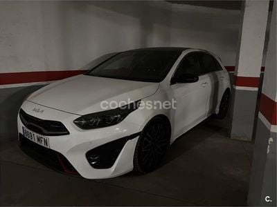 Usado Kia Ceed GT GT 204 CV (150 kW) 2023 Blanco Berlina