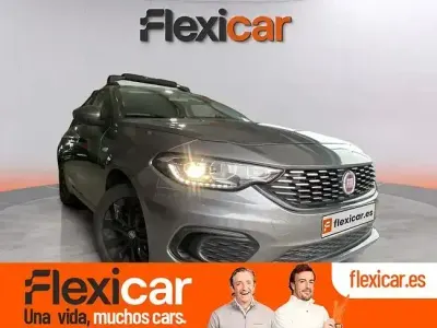 Usado Fiat Tipo Mirror 95 CV (69 kW) 2019 Gris Familiar