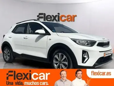 Usado Kia Stonic 100 CV (73 kW) 2023 Blanco SUV