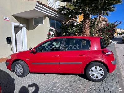 Usado Renault Mégane II Expression 110 CV (80 kW) 2007 Rojo Berlina